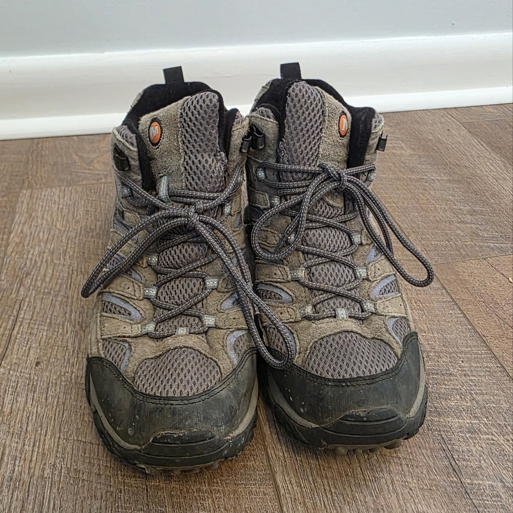 Merrell Women's Moab 2 Mid Waterproof Hiking Boots - Gray and Black - Picture 3 of 8